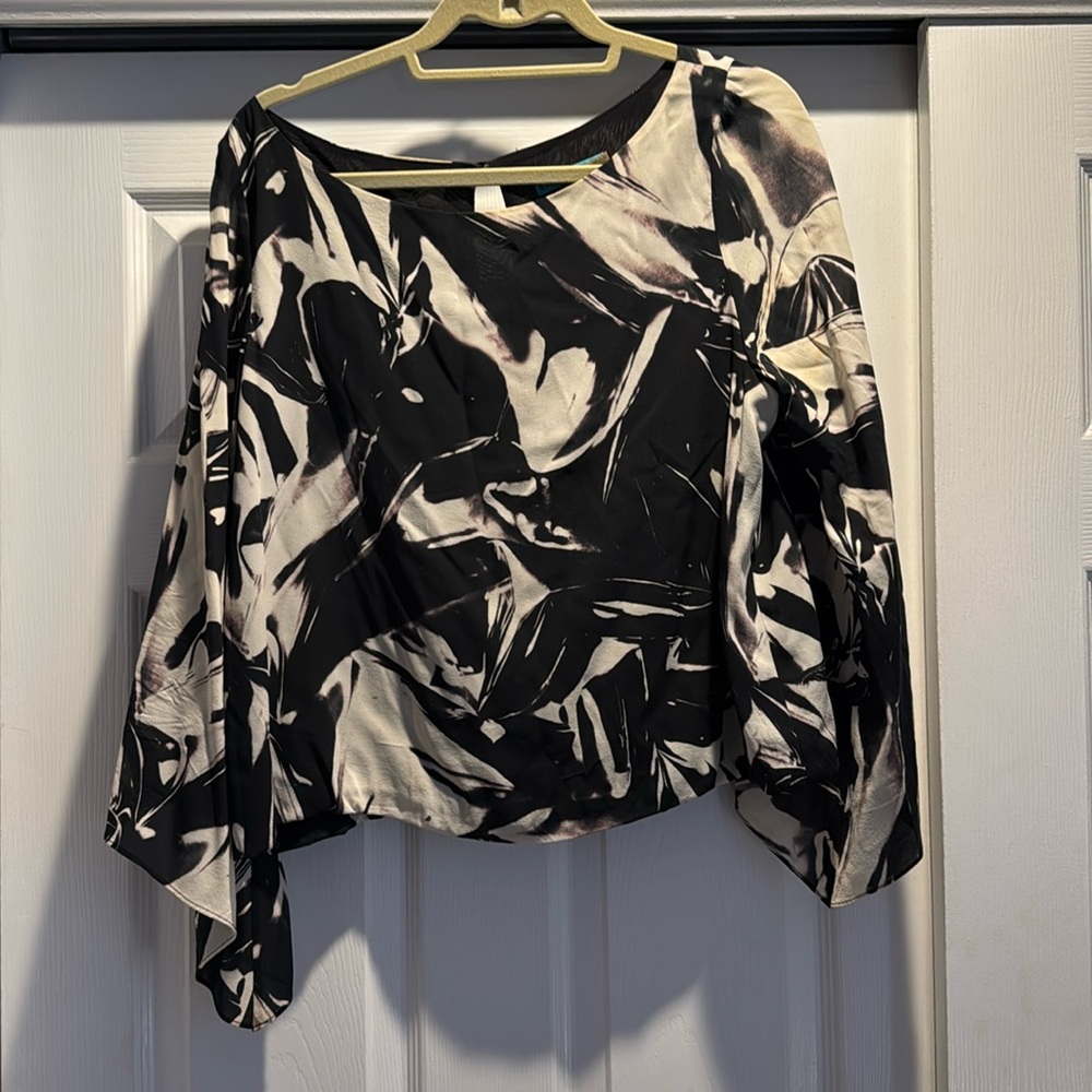 Black and cream swing top by Alice & Olivia